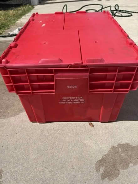 Photo of free Plastic container (North Hollywood) #1