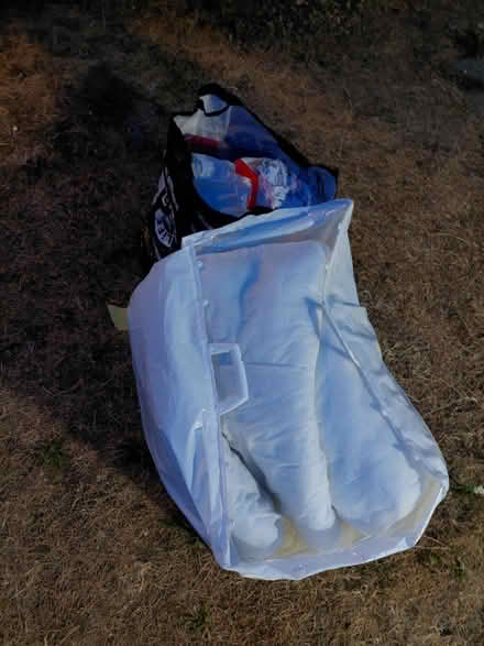 Photo of free Bedding, duvets, sheets (CM1 springfield) #1