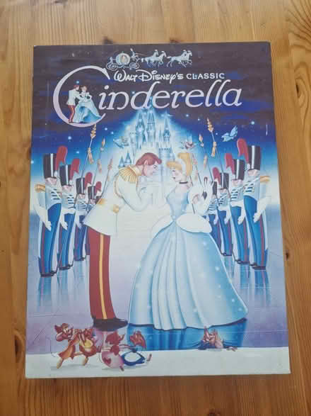 Photo of free Cinderella printed canvas (SE10) #1