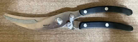 Photo of free Kitchen Shears (Cupertino - DeAnza and 280) #1