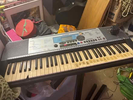 Photo of free Keyboard with power supply. (Shephall SG2) #1
