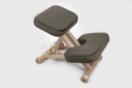Photo of Kneeling chair (Lochend EH6) #2