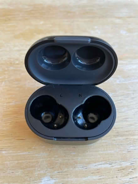 Photo of free Earphone case to gift (Upper East Side) #1