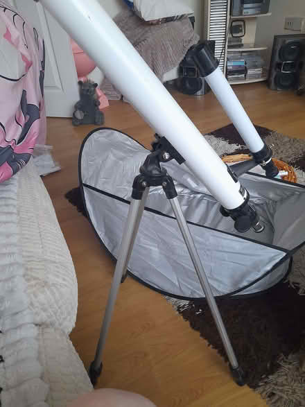 Photo of free Telescope with stand (Oakridge RG21) #1