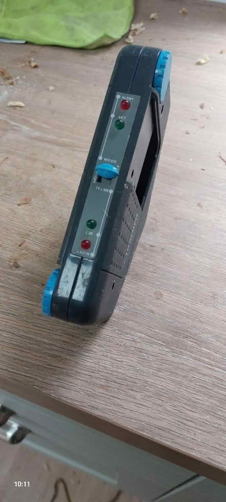 Photo of free Metal/wood tracker (Horsham RH12) #2