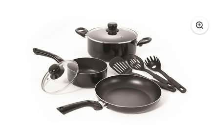 Photo of Pots & Pans (Oakridges Yonge & Bloomington) #1