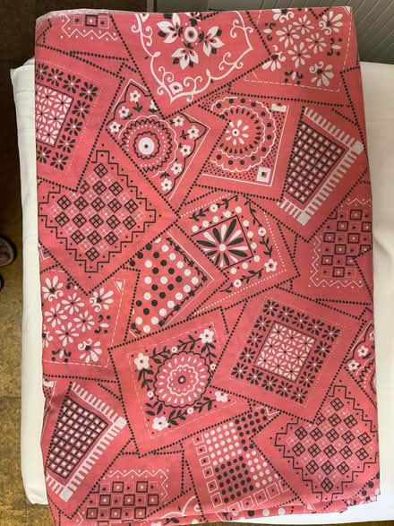 Photo of free Sheets (flat) and pillowcases (Warton LA5) #2