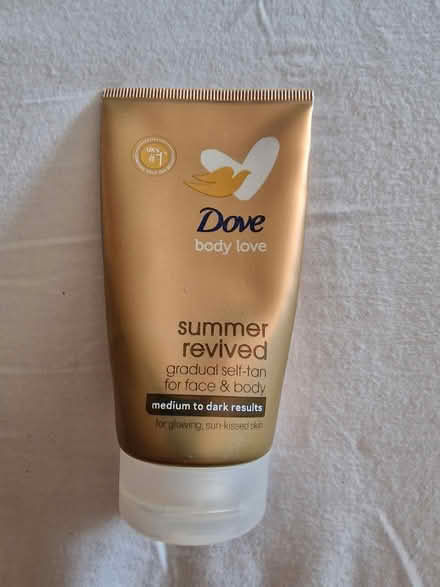 Photo of free Dove, self tan for face and body (SW16, norbury) #1