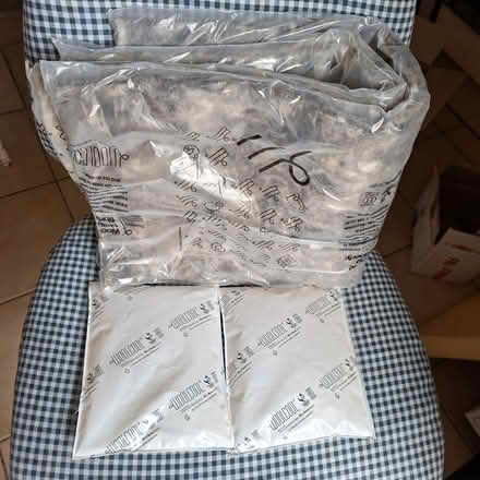 Photo of free Gel Freezer packs & wool insulation (CB4 3) #1