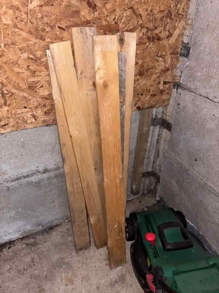Photo of free Lengths of palette wood (windsor SL4) #1