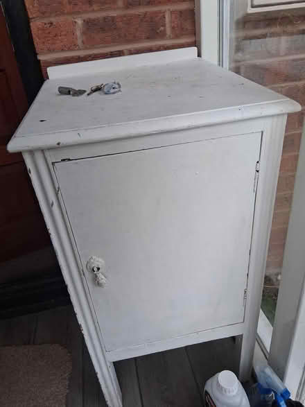 Photo of free Small cabinet (Worcester WR5) #1