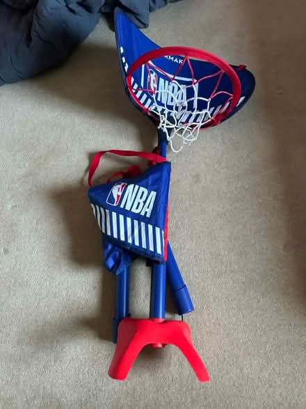 Photo of free Kids basketball hoop (W42lu) #1