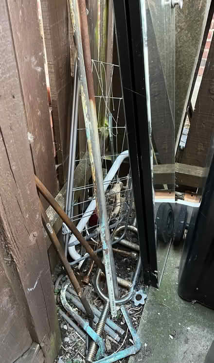 Photo of free scrap metal (Great Moor SK3) #1