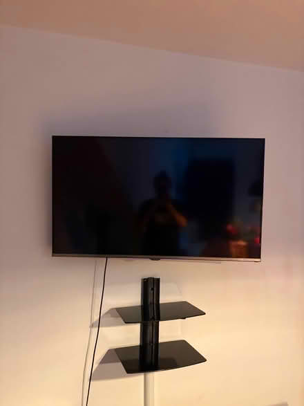 Photo of free Flat screen TV (Twickenham TW2) #3