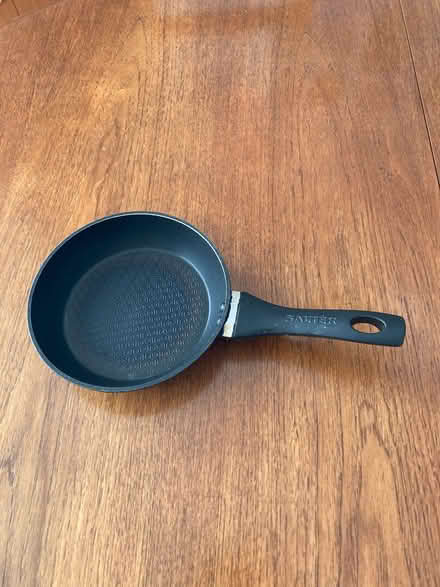 Photo of free 8" Frying pan (Goldsworth Park GU21) #1