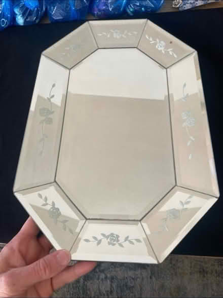 Photo of free Gorgeous Mirrored Tray (Cheshunt En8) #2
