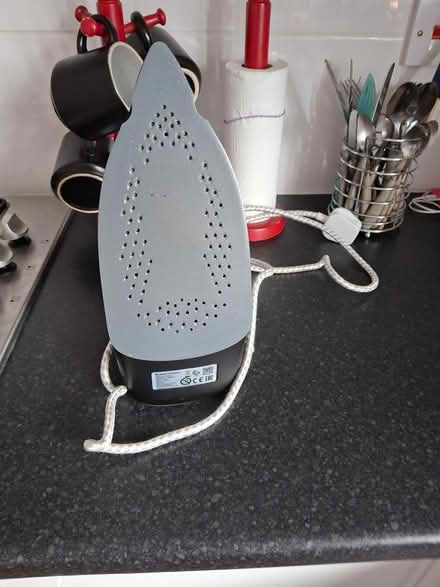 Photo of free Russell Hobbs Steam Iron (Darlington DL1) #1