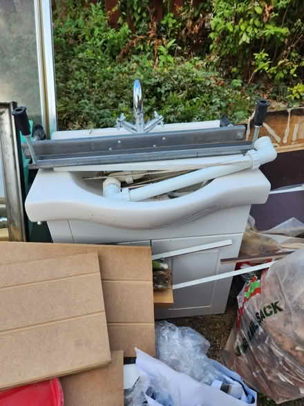 Photo of free Old bathroom suite and rubble (Llandrindod wells LD1) #3