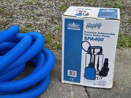 Photo of free Submersible pump. Flexible Hose (Spreacombe EX33) #1