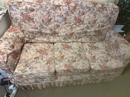 Photo of free 3seater sofa (Cv82hp) #1