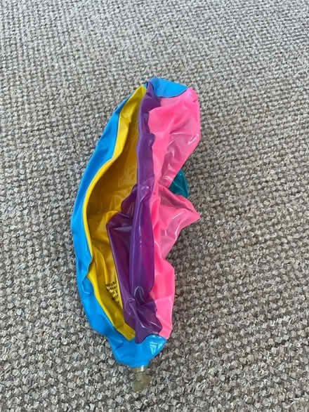 Photo of free Inflatables for pool/beach (New Malden/SW20) #4