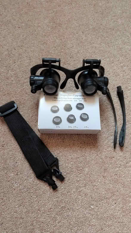 Photo of free Hands free magnifier (Broxbourne EN10) #2