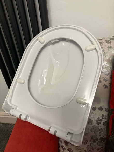 Photo of free White loo seat - brand new (Tonge Moor BL2) #1