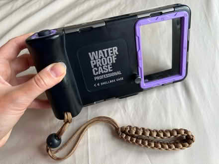 Photo of free ShellBox Waterproof Phone Case (Edinburgh EH8 Roxburgh St.) #2