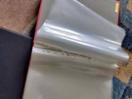 Photo of free Files and plastic document holders (Pant y dwr LD6) #2