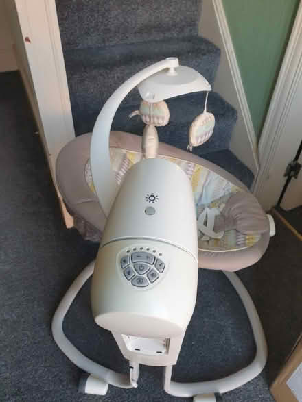Photo of free Lovely baby swing in good working order (Balby DN4) #1