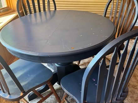 Photo of free Solid oak table,chairs - Mono area (Highway 9 and Third Line) #1