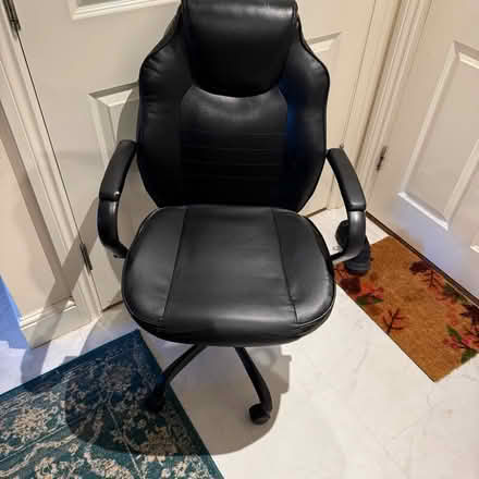 Photo of free office chair (Redhill RH2) #1