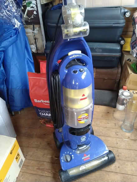 Photo of free Vacuum cleaner (Carnoustie DD7) #1