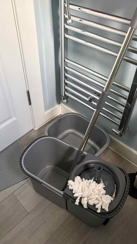 Photo of free Mop with spare mop head and plastic basin (Kings Buildings EH9) #1