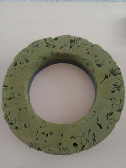 Photo of free Floral foam ring for flower arranging (Gamston NG2) #1