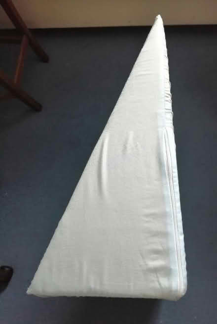 Photo of free Wedge Cushion (Moorlands LA1) #3