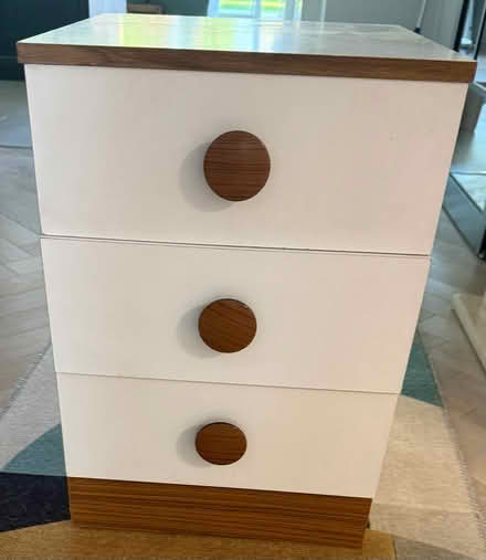 Photo of free Bedside table (Cockfosters EN4) #1