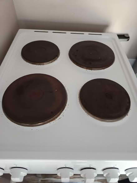 Photo of free Electric cooker (Corby NN18) #3