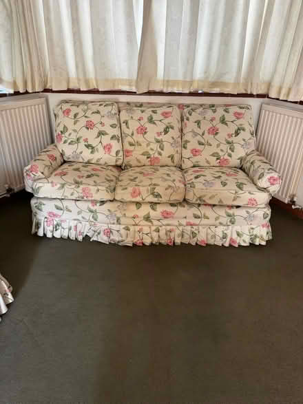 Photo of free 2 and 3 seater sofas (Petts Wood) #3