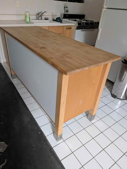 Photo of free Kitchen Islands (Dumbo, Brooklyn) #3