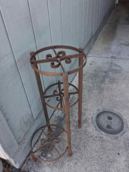 Photo of free Outdoor plant stand (West San Jose, Mitty HS area) #1