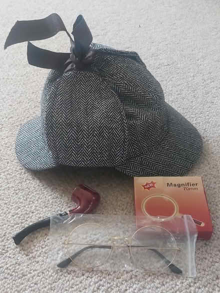 Photo of free Child's Sherlock Holmes Items (Bussage GL6) #1
