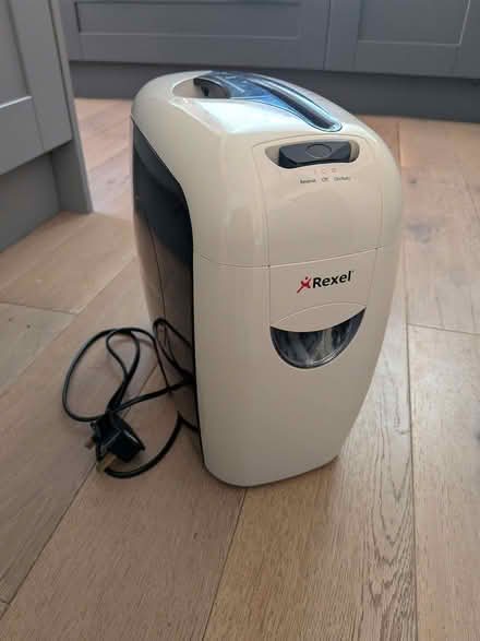 Photo of free Paper shredder (Lady Bay NG2) #1