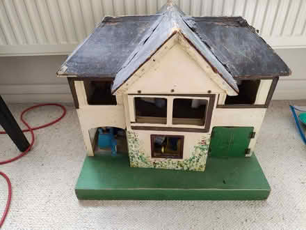 Photo of free Dolls House (Burncross S35) #1