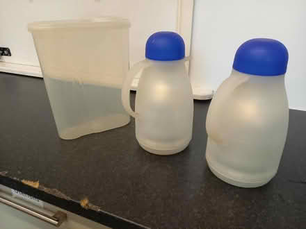 Photo of free 2 insulated jugs and 1 storage box (Burngreave S4) #1