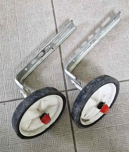 Photo of free Training wheels (Ballymaconaghy BT6) #1