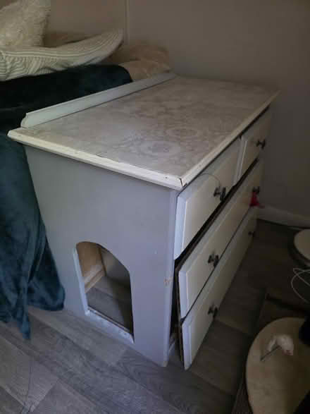 Photo of free Hidden cat litter unit (Welwyn garden city) #1
