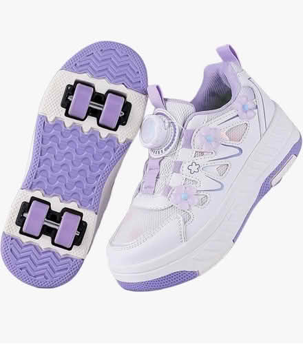 Photo of Shoes that turn into roller skates (Edgbaston B16) #1