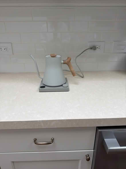 Photo of free Fellow Kettle (94707) #1