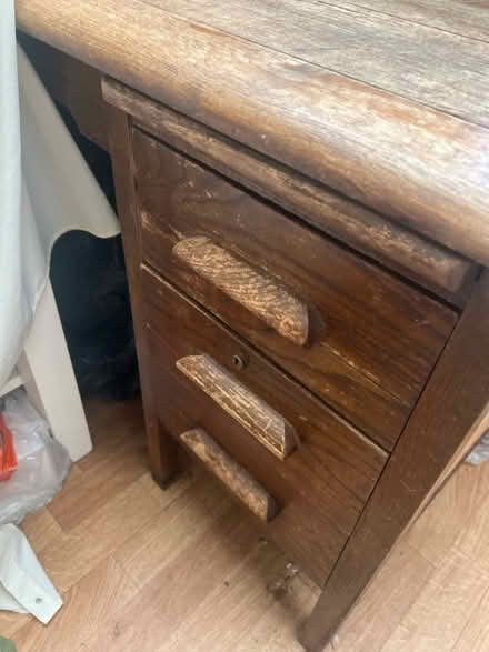 Photo of free Wooden desk collect today/tonight (Wandsworth SW18) #3
